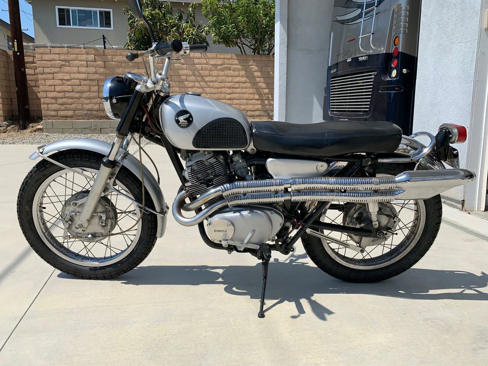 1966 Honda CL77 305