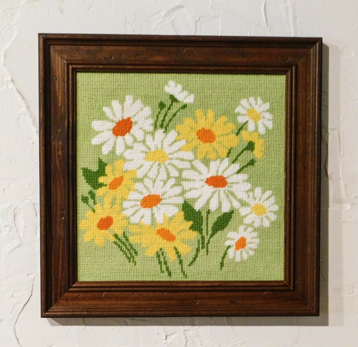 Vintage Daisies Mid Century Cm Needlepoint Finished Framed Flowers Lime Yellow